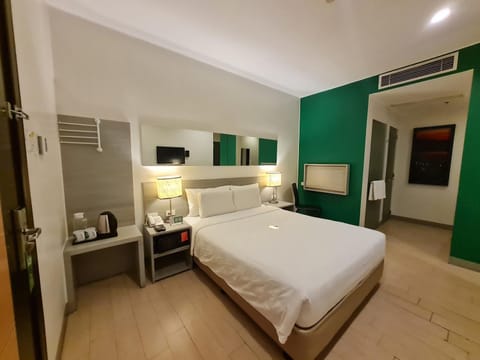 Go Hotels Otis - Manila Hotel in Manila City