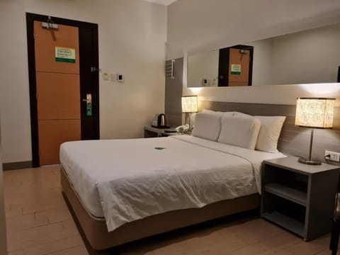 Go Hotels Otis - Manila Hotel in Manila City