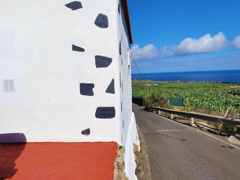 Casa Rústica Charco del Viento House in Orotava Valley