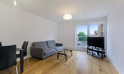 City Riverview 1/2 Bedroom Apartment Apartment in London Borough of Southwark