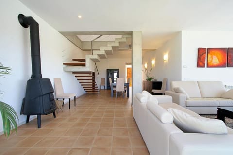 Beautiful Modern Pollensa Villa Finca La Vinya Gran 5 bedrooms Private Pool Villa in Raiguer