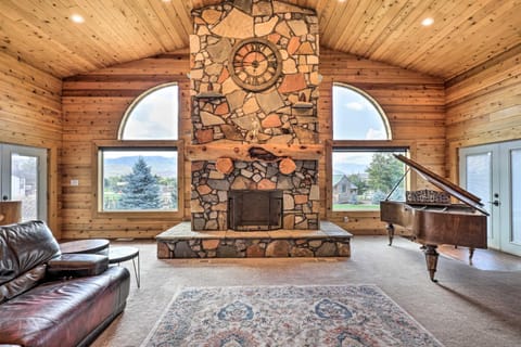 Luxe Heber City Cabin and Hot Tub and Guest House House in Wasatch County