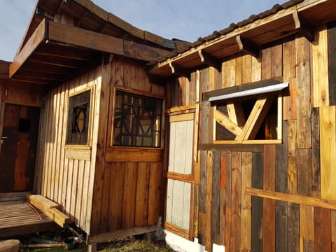 Cabaña Suri Casa in Belén de Escobar