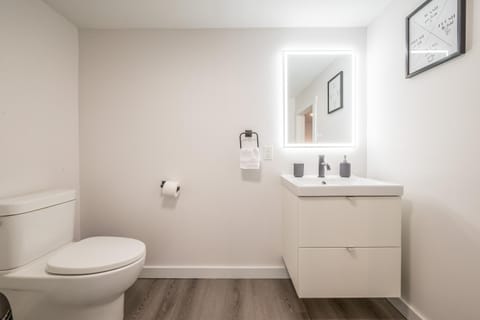Modern Contemporary 2 Bedroom Suite Condo in Halifax