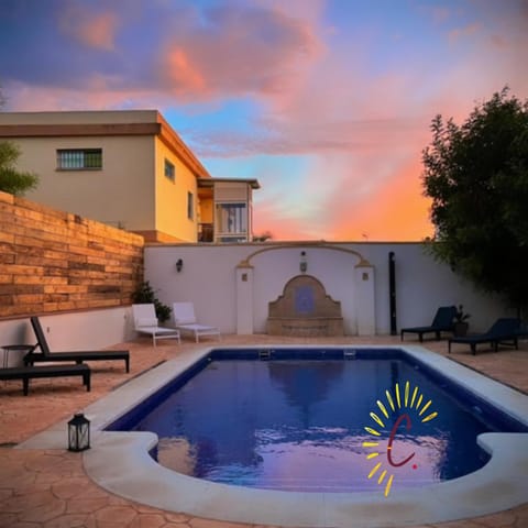 Pool view, Swimming pool