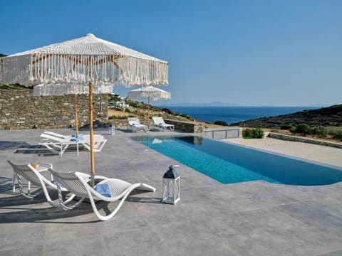 La Vitalite Luxury Villa in Paros Villa in Paros, Greece