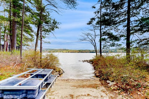 Lake Waukewan Gem & Guest House Haus in Lake Waukewan