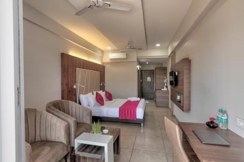 Lexus Inn Hotel in Mysuru