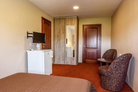 Food and drinks, Photo of the whole room