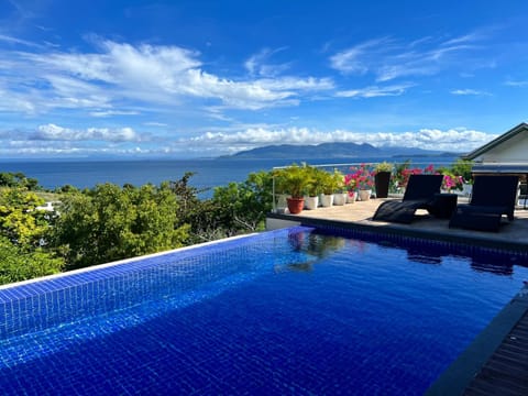 Pool view, Sea view, Swimming pool