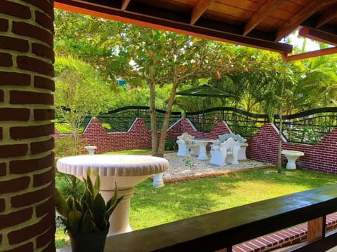 El Almendro By Hospedify - Casa de campo con acceso a complejo turístico Haus in Jarabacoa