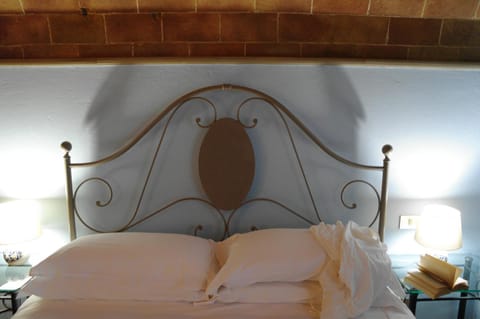 Decorative detail, Bedroom