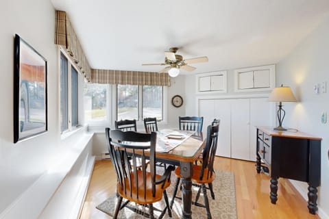 Lovely Samoset Beach Access Condo Apartamento in Gilford