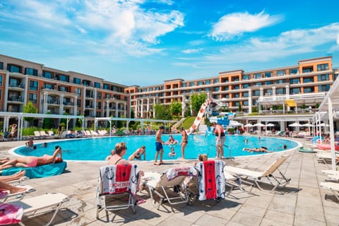 Swimming pool, group of guests