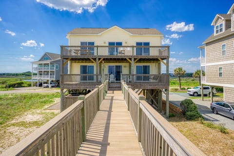 Sea Cabana Maison in North Topsail Beach