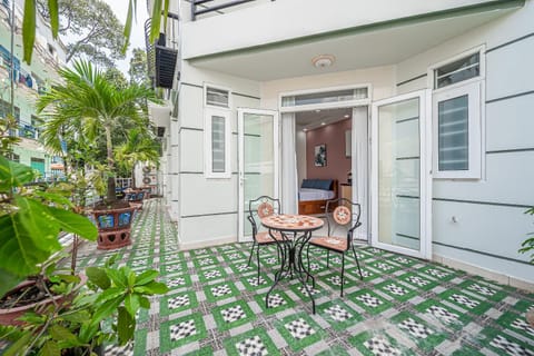 Garden, View (from property/room), Balcony/Terrace, Seating area