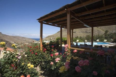 Garden view, Mountain view, Swimming pool