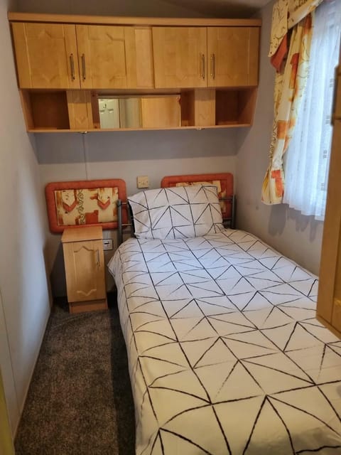 Quite 3 Bedroom Static Caravan Campeggio /
resort per camper in Sidcup