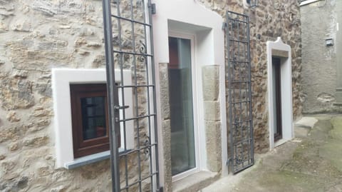 La pietra di Sersa Bed and Breakfast in Province of Massa and Carrara