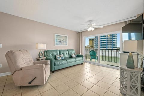 Relax and Chill Beachside Condo Casa in South Daytona