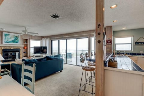 Tipsy Turtle Direct Oceanfront House in Palm Coast