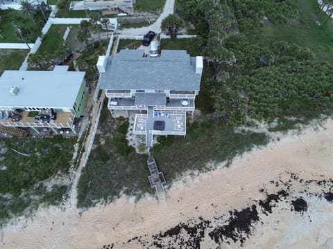 Tipsy Turtle Direct Oceanfront House in Palm Coast