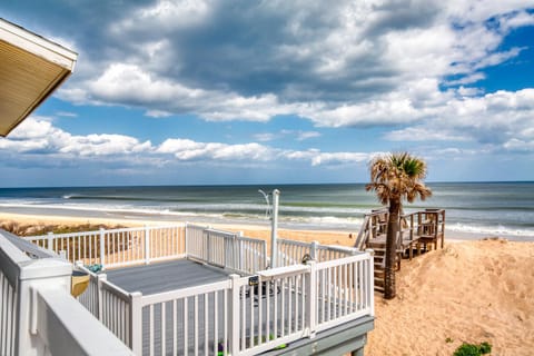 The Funky Pelican Retreat Oceanfront House in Palm Coast