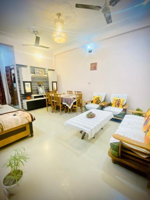 Rudra_HomeStay House in Varanasi