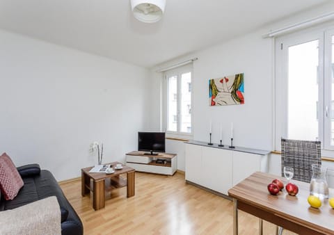 Rent a Home Eptingerstrasse - Self Check-In Condominio in Basel