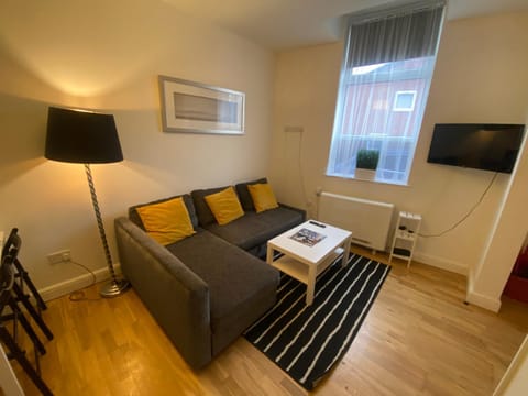 Midland Apartments- one bedroom Apartment in Leicester