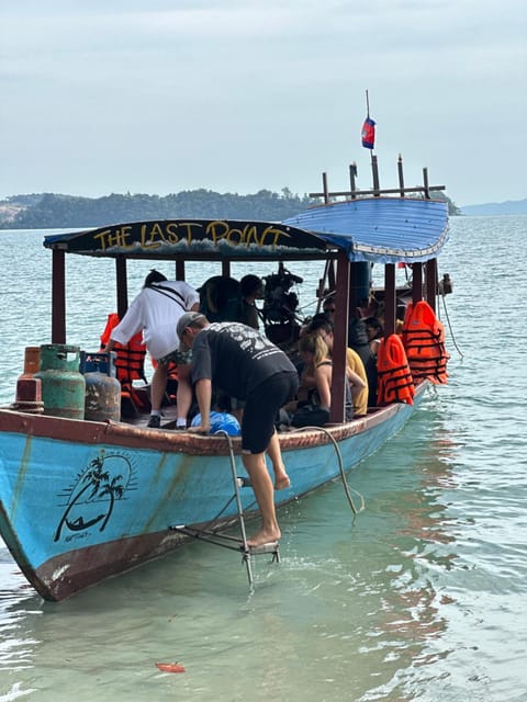 The Last Point Koh Takiev Hostel in Ream