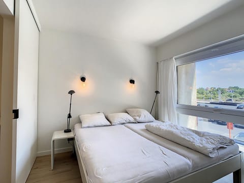 Appartement 'Santa Marta' te Oostduinkerke - Bad. Apartment in Koksijde