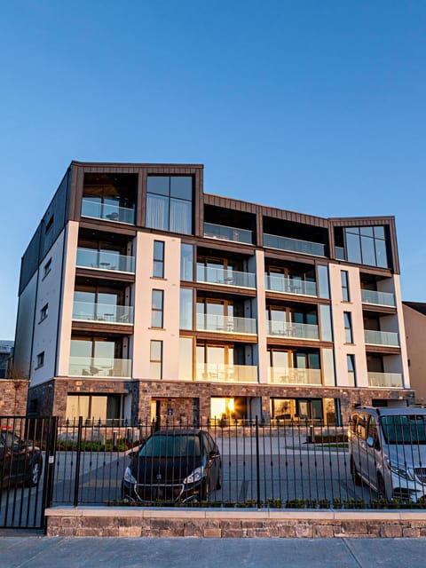 Shoreline Apartments Apartment in Galway