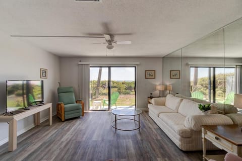 Green Palms Oceanfront 2 Bed Townhouse Maison in Ponce Inlet