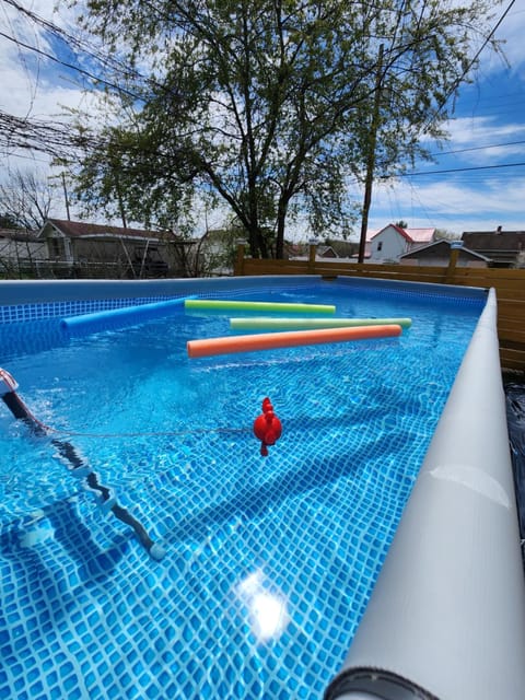 Pool view, Swimming pool