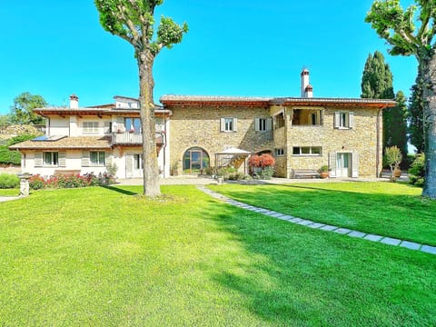 Property building, Garden view