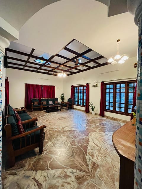 Spacious 3-Bedroom Private Villa in Mangalore - Ideal Getaway for Family and Friends Villa in Mangaluru