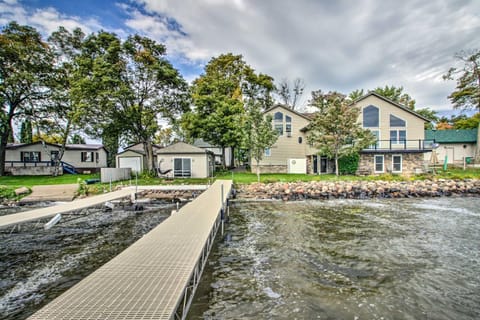 Delightful Isle Retreat with Boat Dock and Slip! House in Mille Lacs Lake
