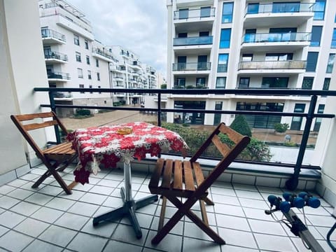 CityCosy ORANGERIE Strasbourg Appartement 2 pièces en face de parc de L'Orangerie avec un parking souterrain compris Apartment in Strasbourg