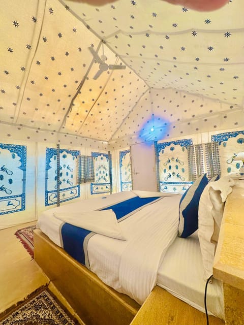 Golden Empire Luxury Camp Estância in Sindh