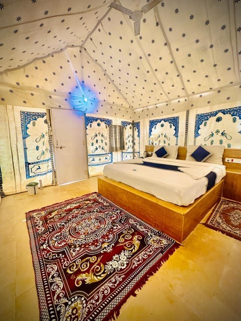 Golden Empire Luxury Camp Estância in Sindh