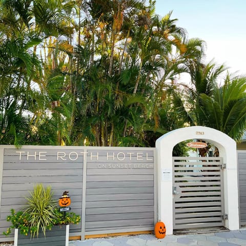 The Roth Hotel, Treasure Island, Florida Apartment hotel in Sunset Beach