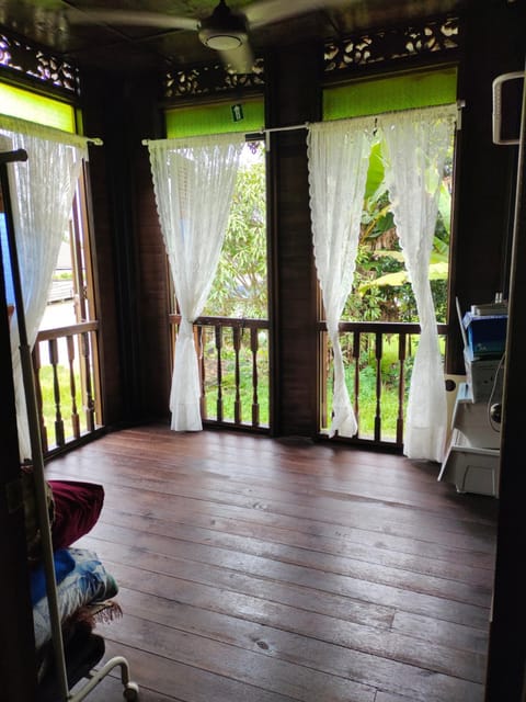 Homestay Kampung Den Vacation rental in Port Dickson