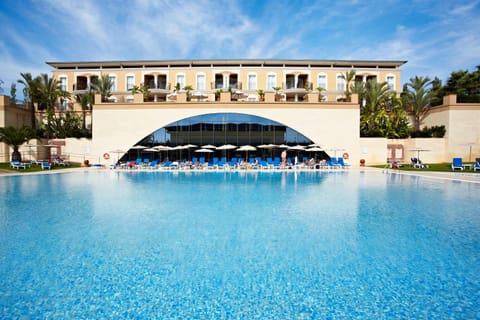 Grupotel Playa de Palma Suites & Spa Hotel in Migjorn