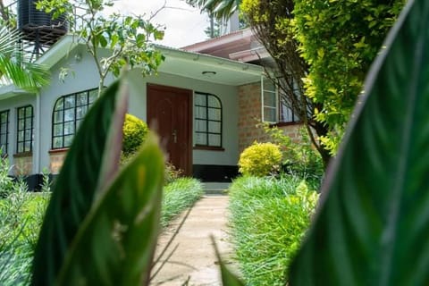 Zoe Homes 3br Mansionette Own Compound Kericho town near Green Square mall House in Kenya