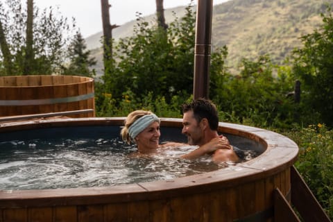 Hot Tub, Mountain view