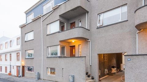 Property building, Neighbourhood, Street view