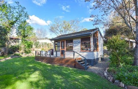 The Bungalow Apartment in Myrtleford