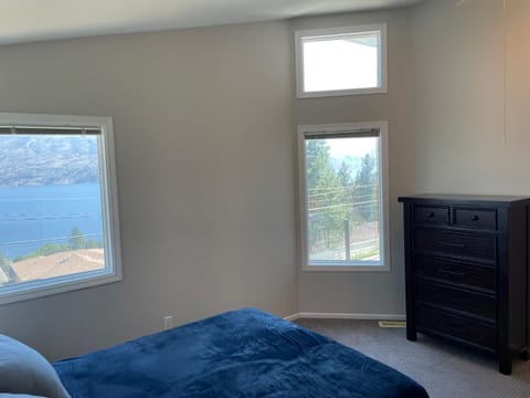 Blue View Family Getaway Maison in Peachland