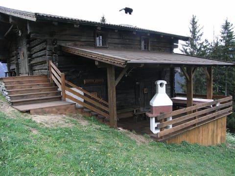 Facade/entrance, Summer, Balcony/Terrace